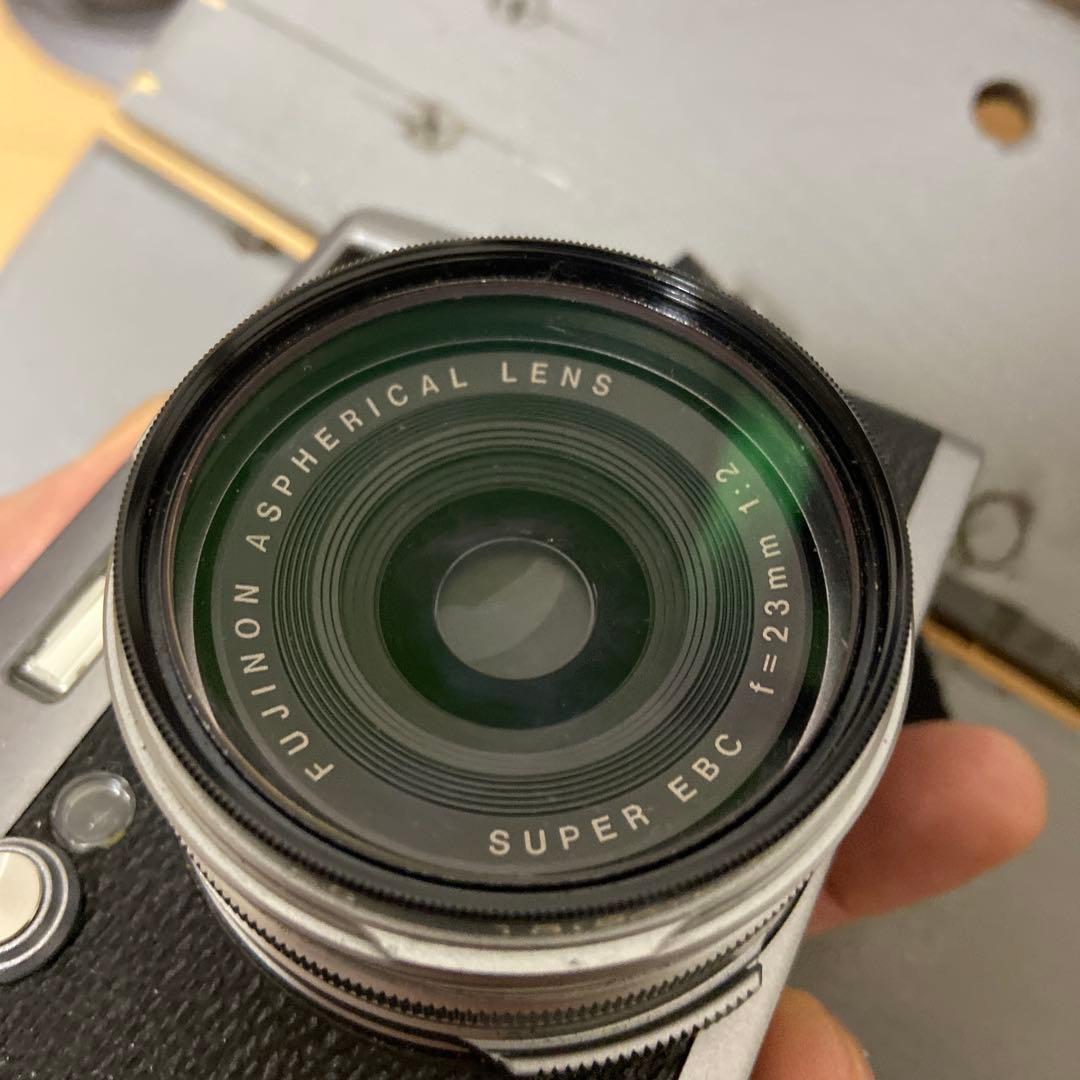 富士フイルム Fine Pix X100 デジカメ