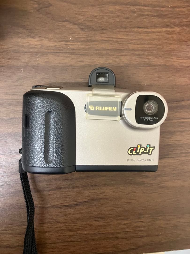FUJIFILM CLIP-IT DS-8 デジタルカメラ