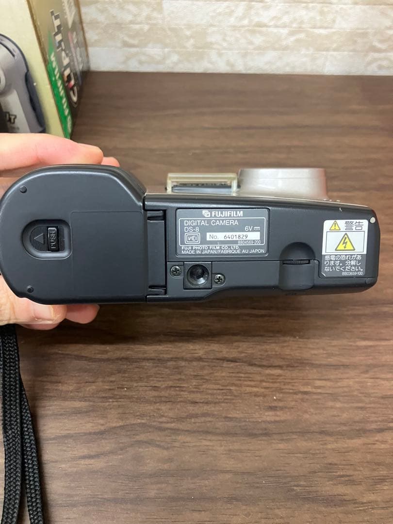 FUJIFILM CLIP-IT DS-8 デジタルカメラ
