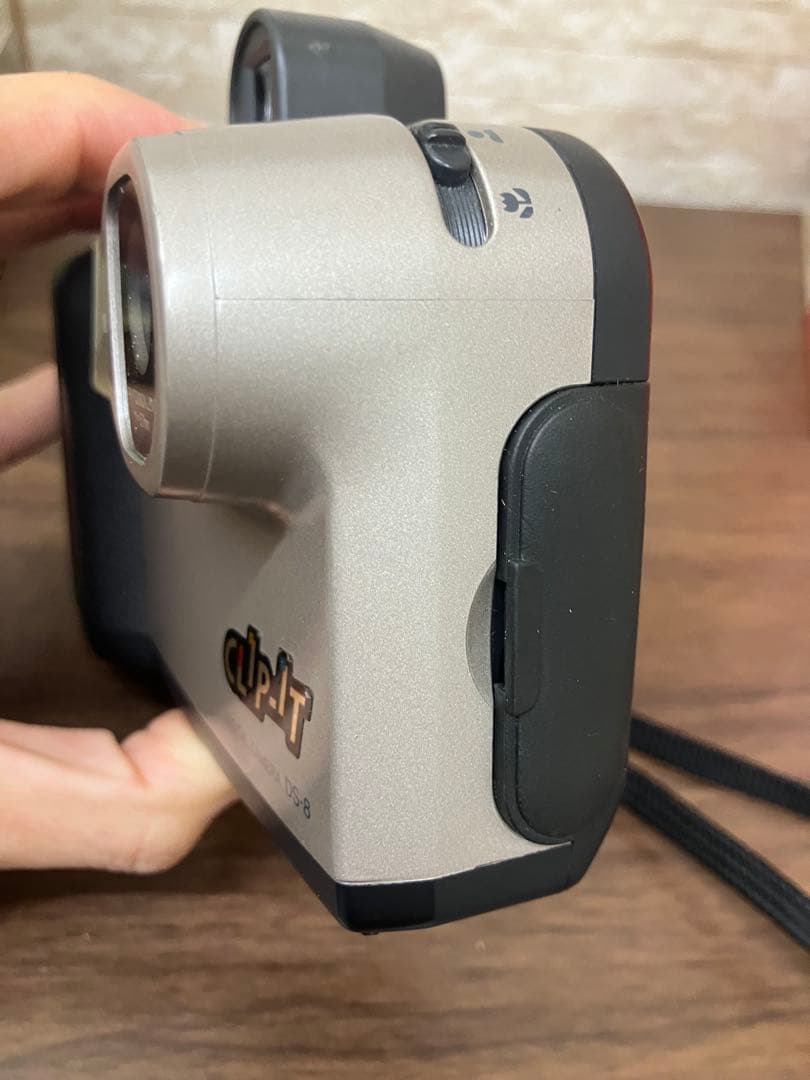 FUJIFILM CLIP-IT DS-8 デジタルカメラ