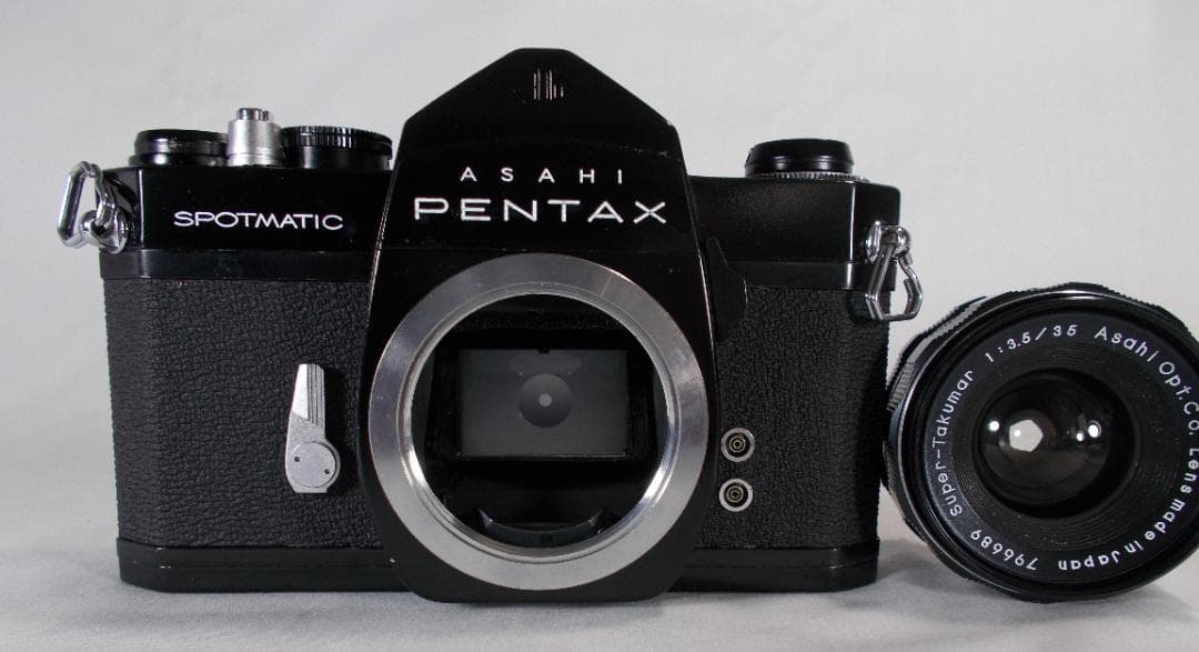 フィルムカメラ 整備済 完動品　Pentax SP　+ f/3.5　L194