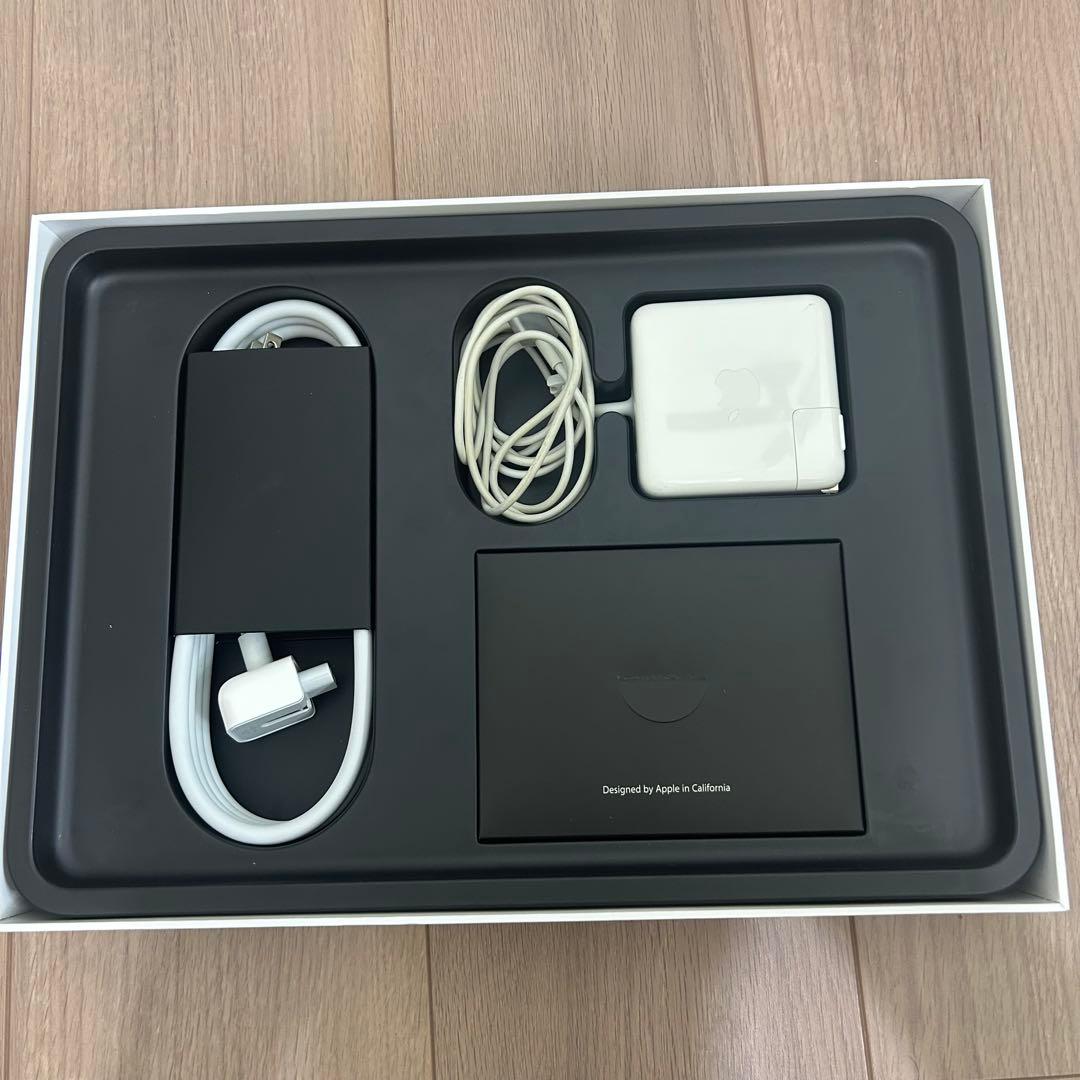 Apple MacBook Pro Early 2015 13インチ