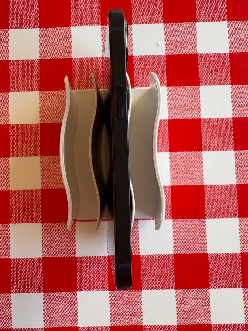 黒豹ページ Apple iPhone13ミッドナイト128gb