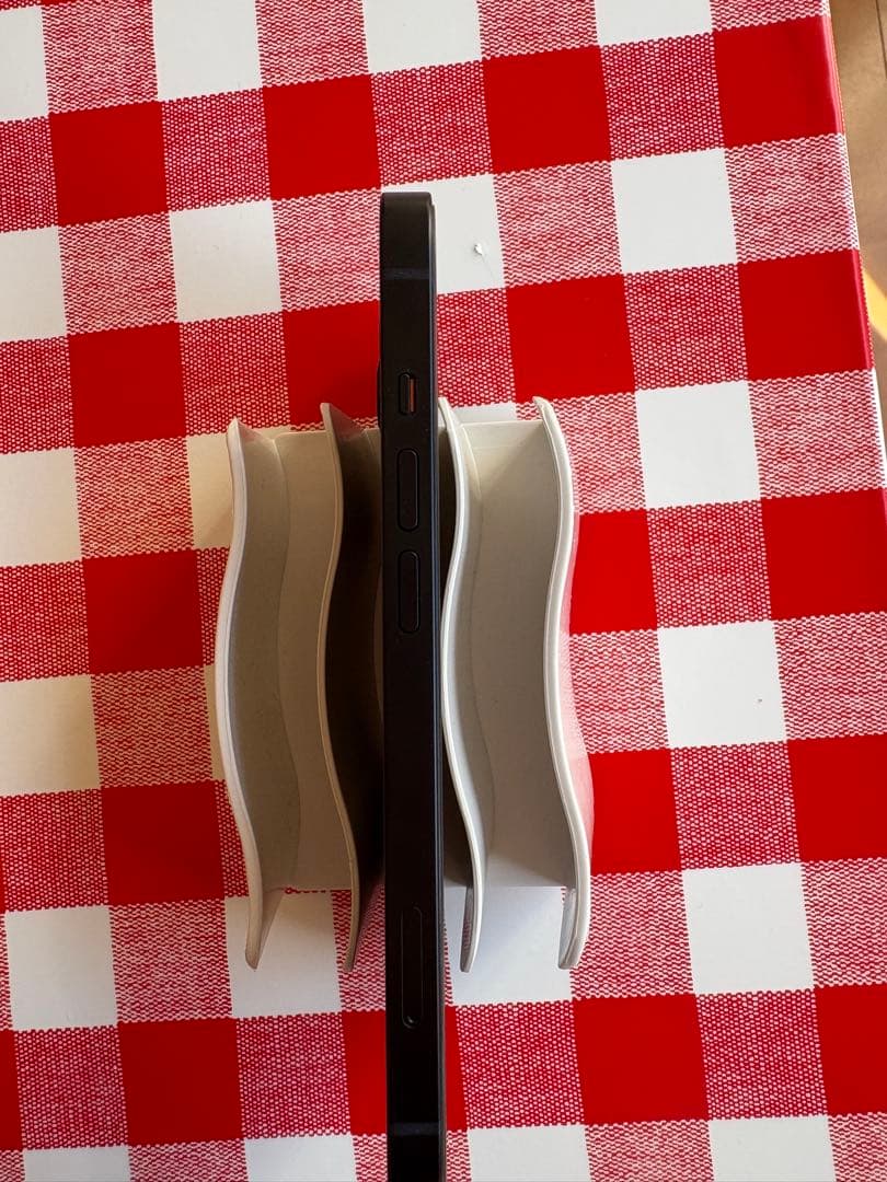 黒豹ページ Apple iPhone13ミッドナイト128gb