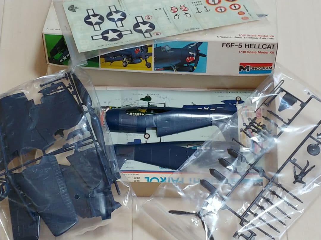 モノグラム　1/48　F6F-5 ヘルキャット