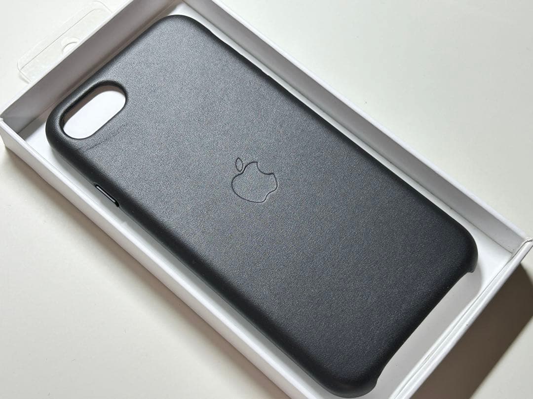 【新品】純正 iPhone 7 / 8 / SE レザーケース・ブラック②2