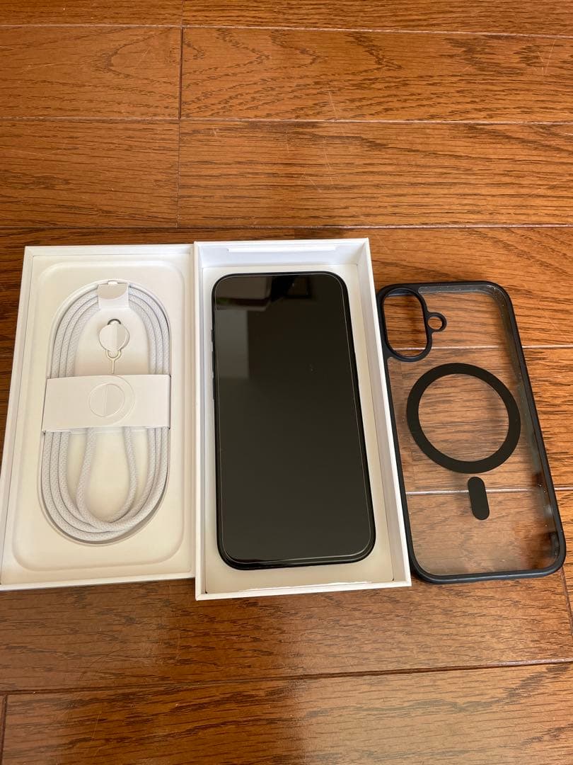 【即日発送】(美品)iPhone 16 128GB バッテリー100%