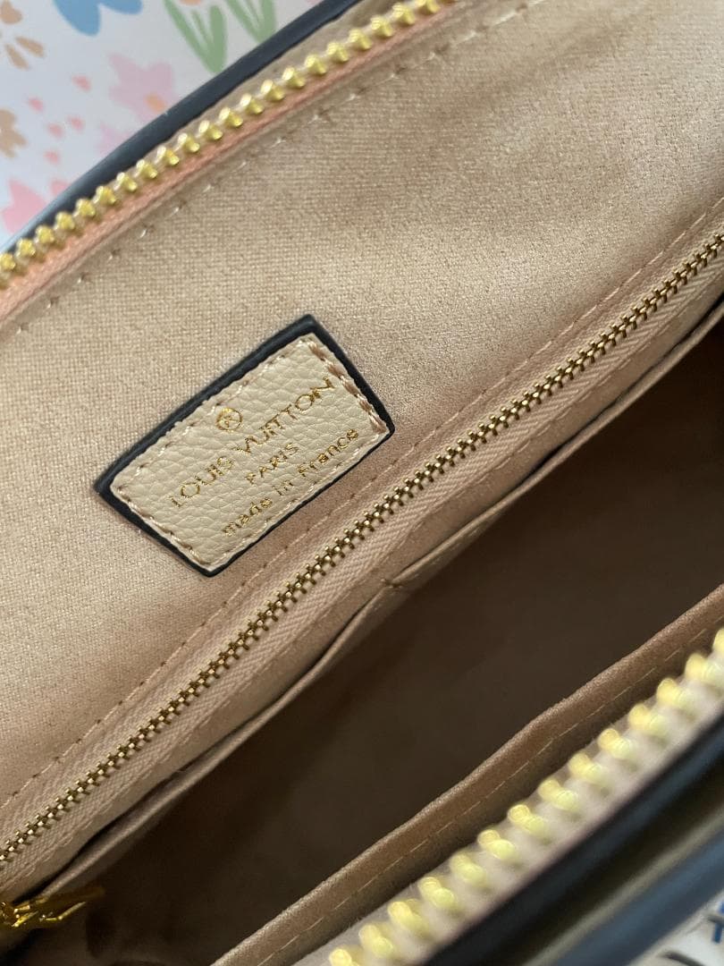 ショルダーバッグ ベージュ/ゴールド