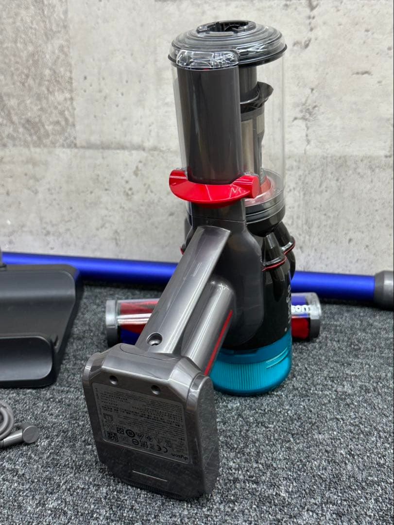 2022年製　ダイソン　掃除機　SV21 本体　ヘッド　パイプ　充電器　セット