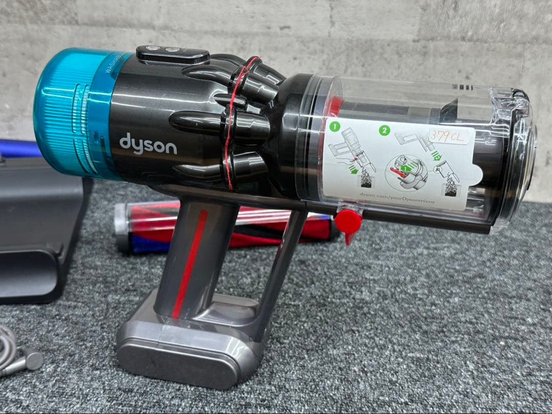 2022年製　ダイソン　掃除機　SV21 本体　ヘッド　パイプ　充電器　セット