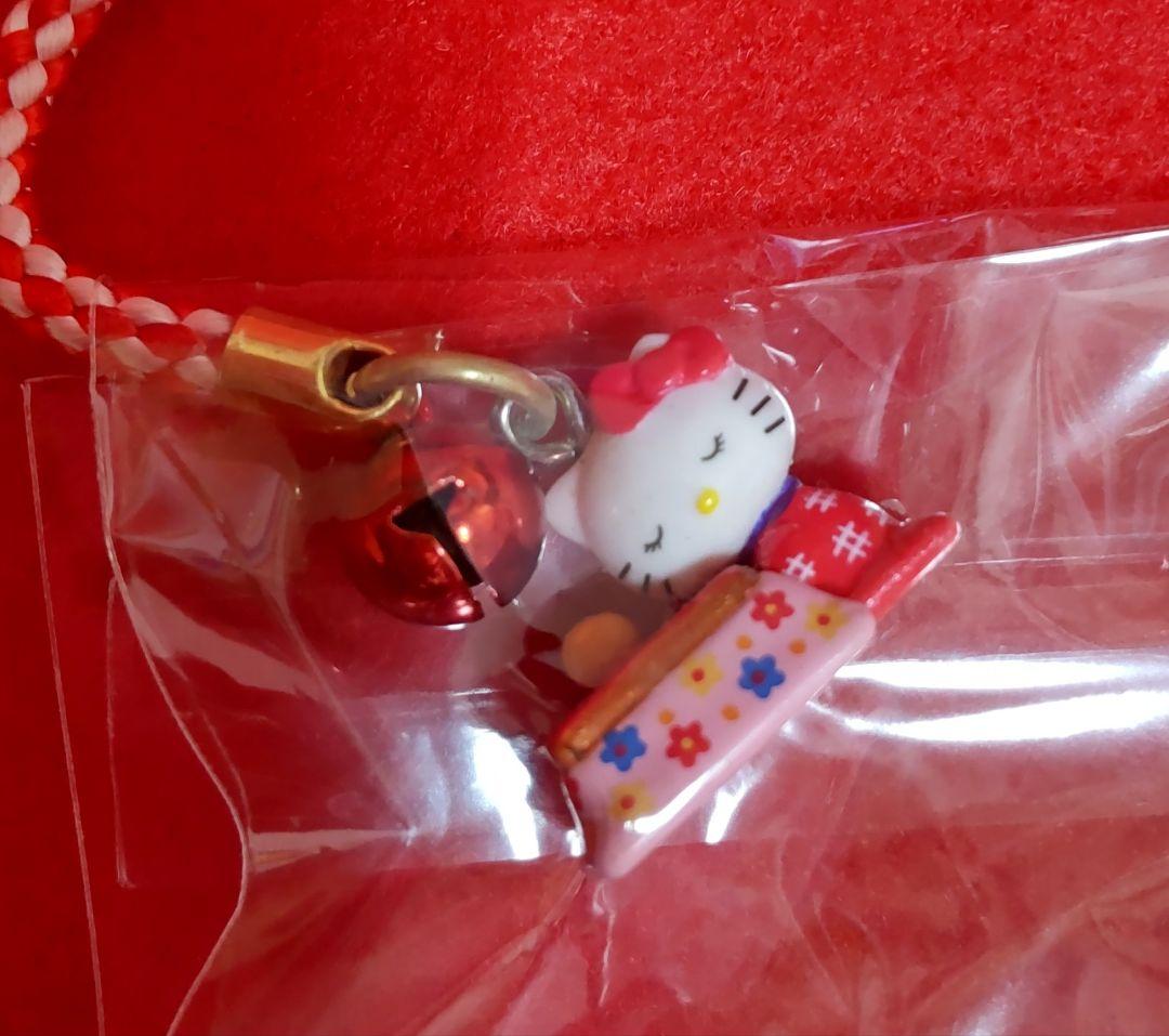 ご当地キティ 雪やこんこあられやこんこ ガーゼハンカチ ストラップ 新品