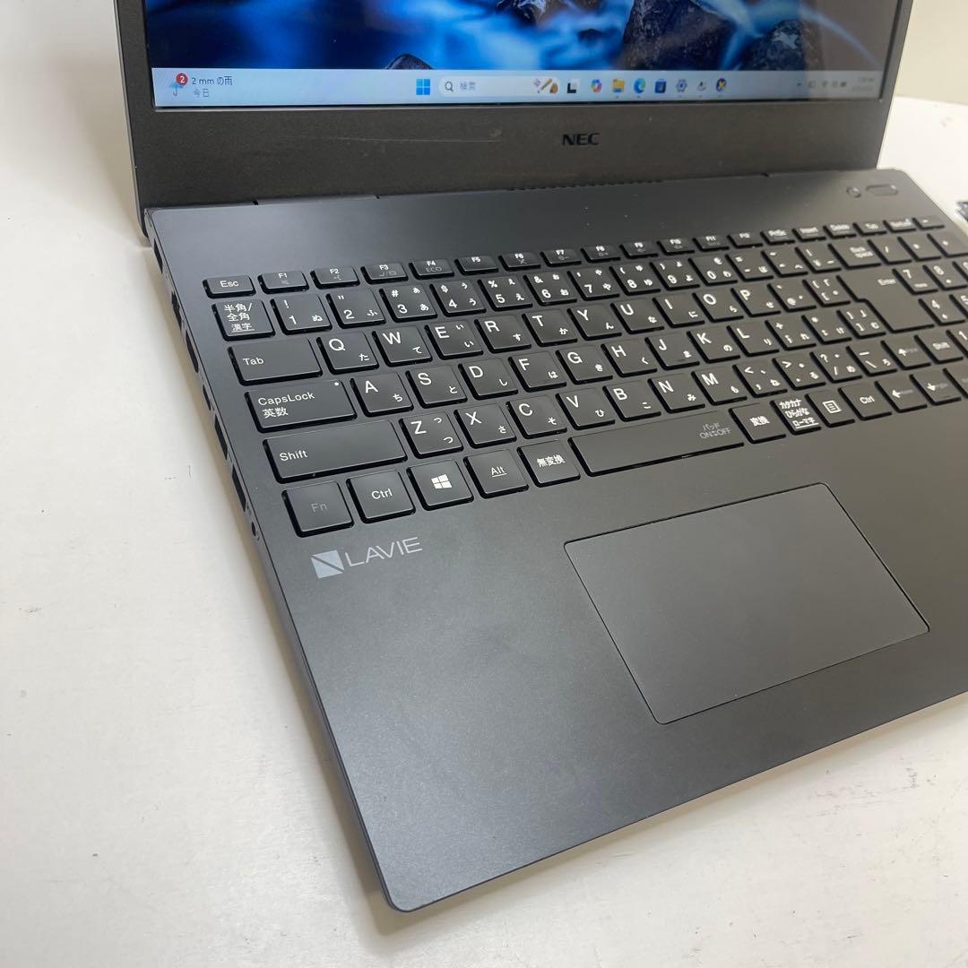 Windowsノート本体 NEC LAVIE DIRECT AMD Athlon Silver 8GB