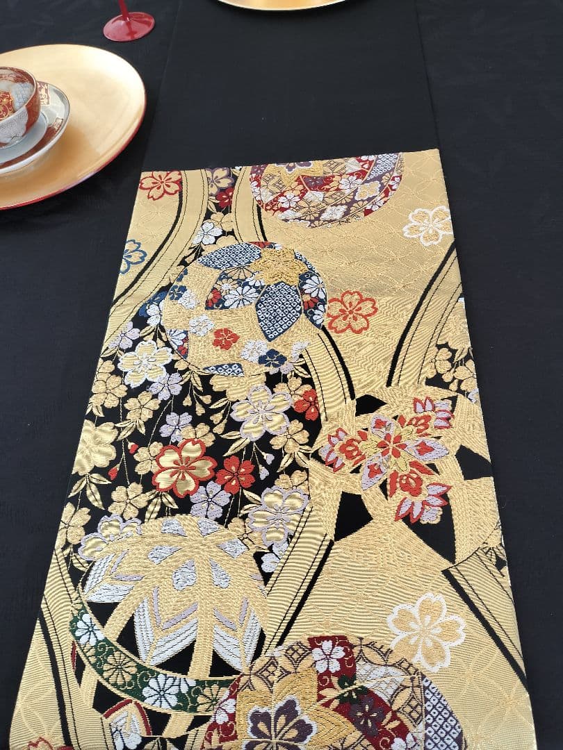 A751高級‼️ひな祭り‼️手毬‼️袋帯テーブルランナー2m19cm