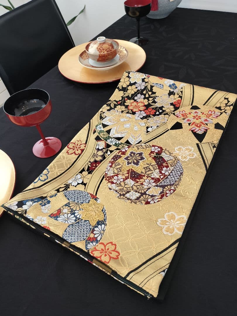 A751高級‼️ひな祭り‼️手毬‼️袋帯テーブルランナー2m19cm