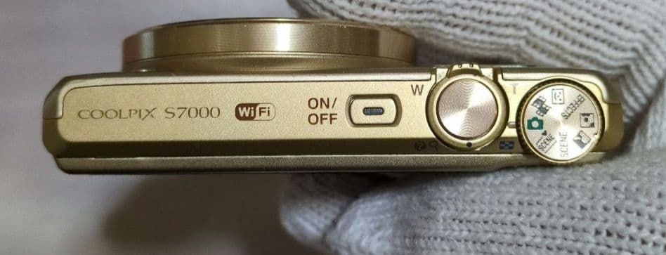 ジャンク　デジカメ　NIKON　COOLPIX　s7000