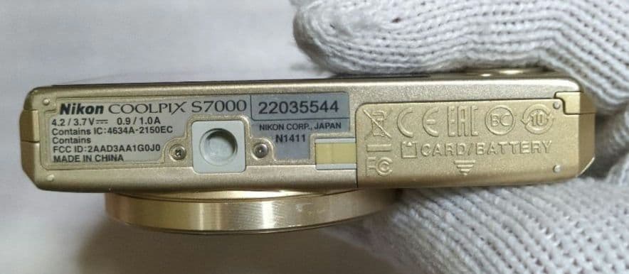 ジャンク　デジカメ　NIKON　COOLPIX　s7000