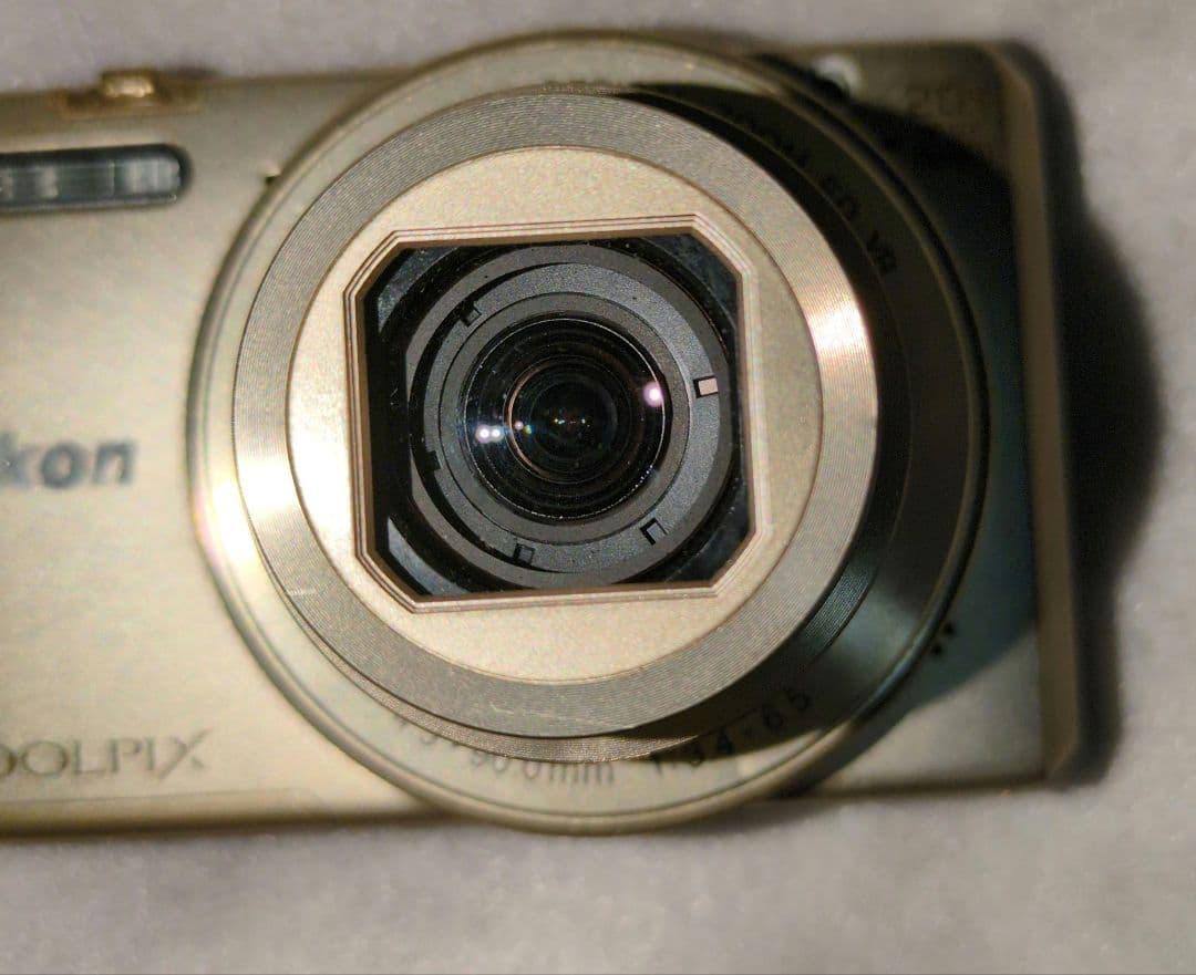 ジャンク　デジカメ　NIKON　COOLPIX　s7000