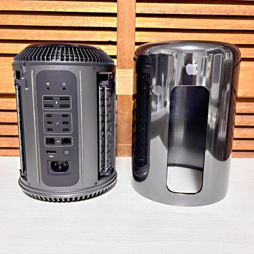 Mac Pro(Late 2013)　 2.7GHz・64GB・1TB
