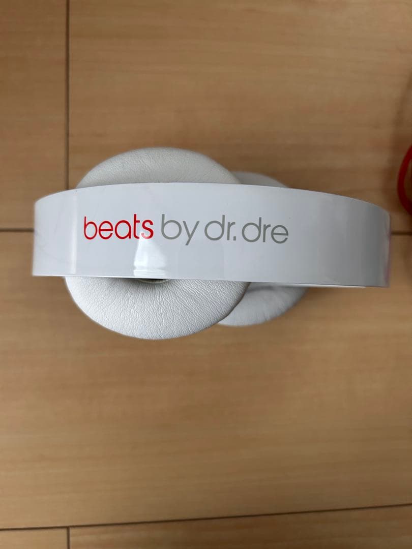 beats by dr.dre ワイヤレスヘッドフォン ホワイト/レッド