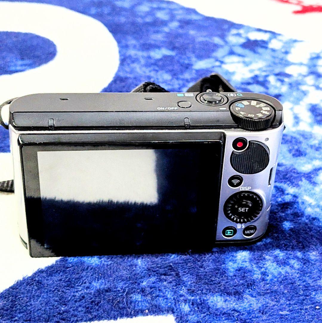 美品CASIO EXILIM EX-ZR1600 シルバー コンパクトデジカメ