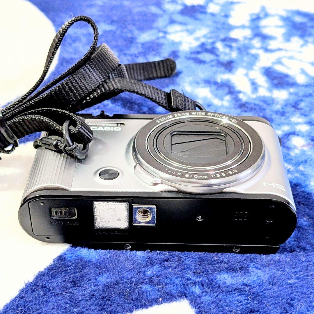 美品CASIO EXILIM EX-ZR1600 シルバー コンパクトデジカメ