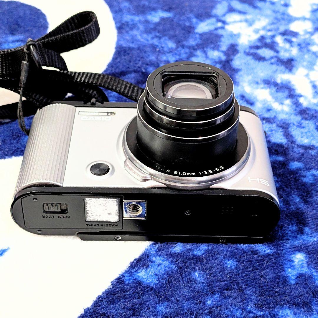 美品CASIO EXILIM EX-ZR1600 シルバー コンパクトデジカメ