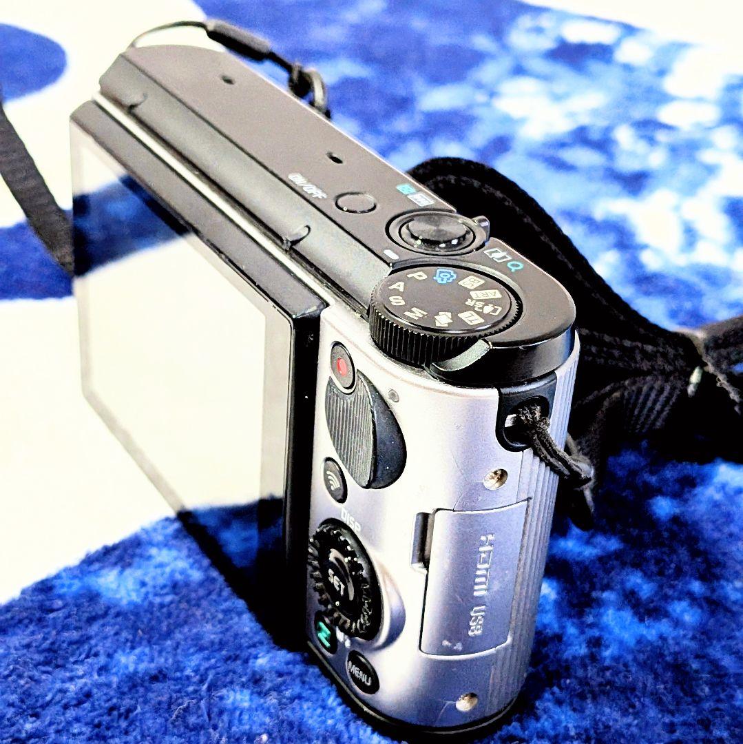 美品CASIO EXILIM EX-ZR1600 シルバー コンパクトデジカメ