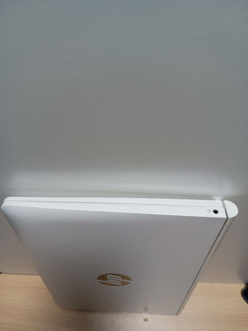 HP Pavilion x2 10-n100 10.1型 x5-Z8300