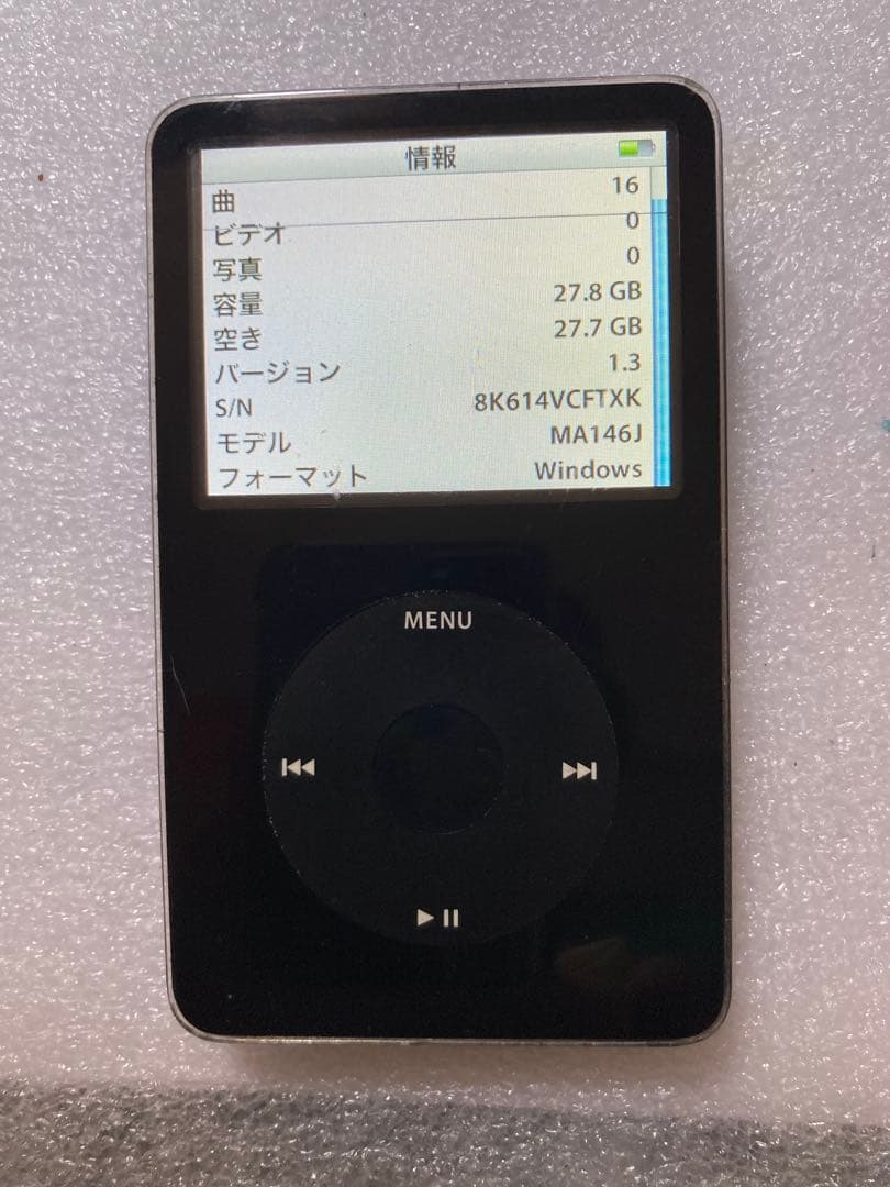 iPod classic 5世代 30GB 新品バッテリー交換済　液晶細い線有