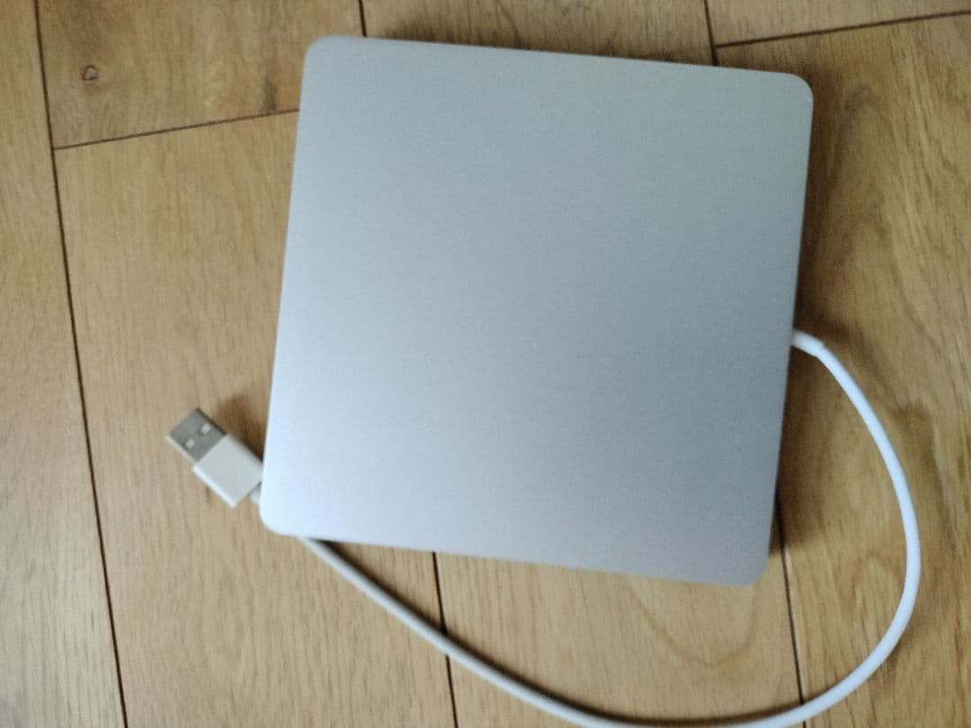 MacBook Pro シルバー
