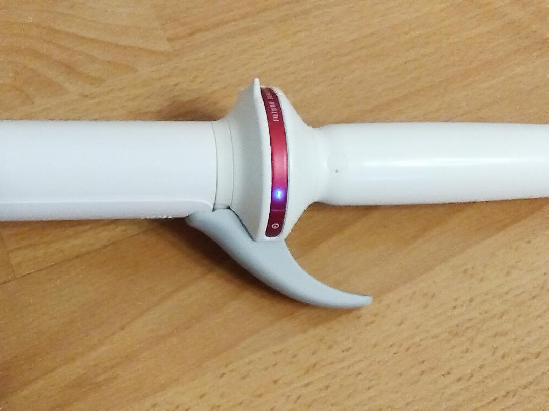 美品　【正規品】ヘアアイロン　ヘアビューロンlumielina リュミリーナ