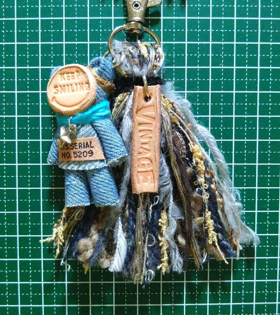 デニムリメイク☆タッセルキーホルダー☆デニムマスコットチャーム付•A