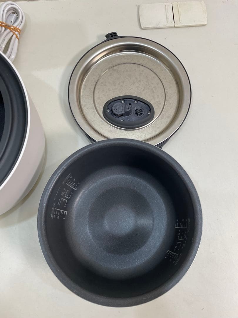 Panasonic SR-NB102 圧力IHジャー 炊飯器 2023年製