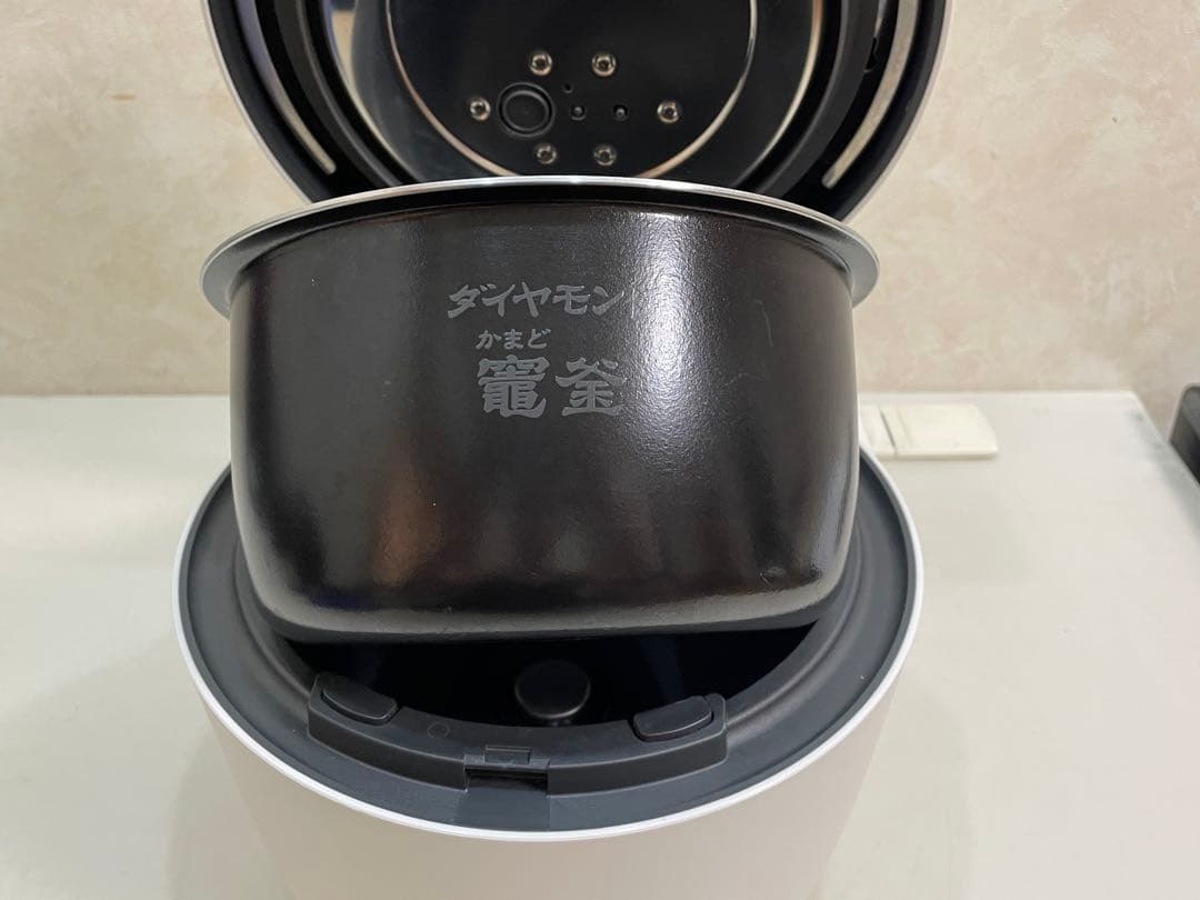 Panasonic SR-NB102 圧力IHジャー 炊飯器 2023年製
