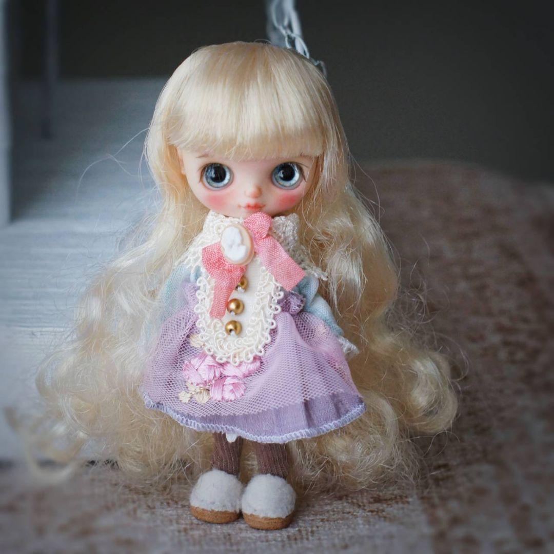 お迎え決まりました！カスタムプチブライス　ペニーリトル　お洋服付き