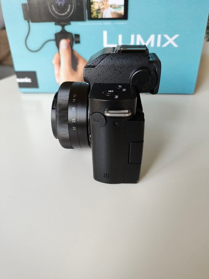 LUMIX DC-G100DV トライポッドグリップキット