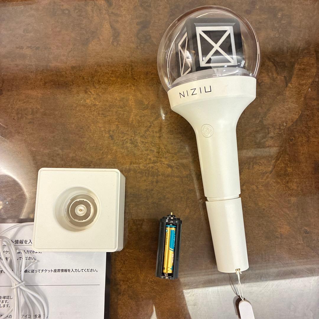 NIZIU ペンライト 全て揃ってます。