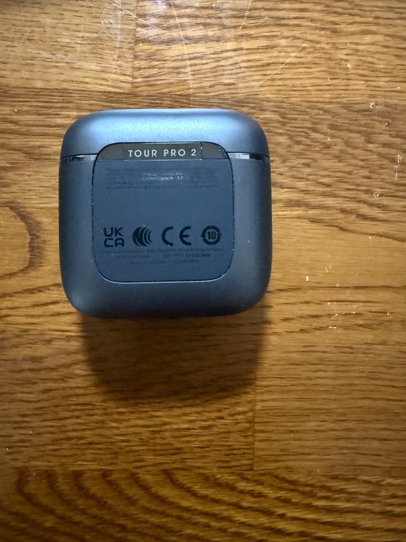 JBL Tour Pro 2 ワイヤレスイヤホン　箱付き　付属品完備