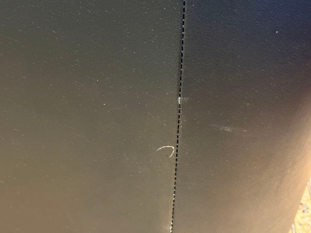 ①カウチソファ　ブラックソファ　2P　モダン　クラシック　シンプル　レザー　IG