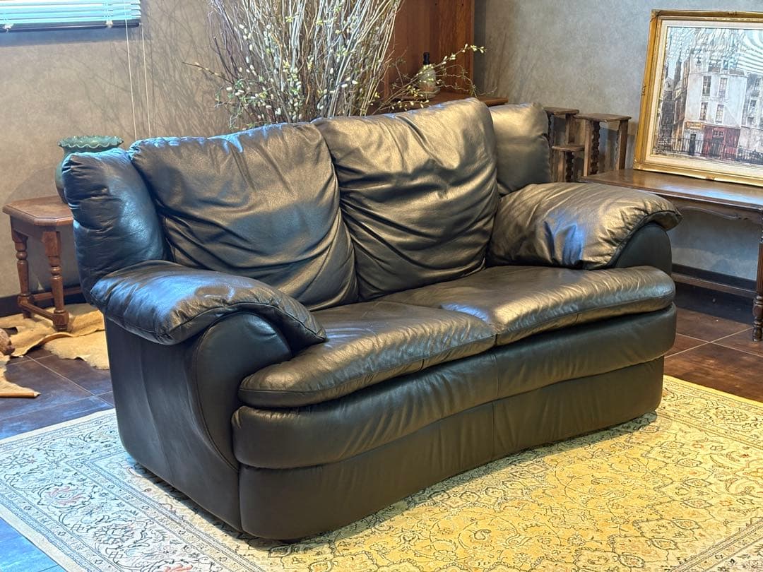 ①カウチソファ　ブラックソファ　2P　モダン　クラシック　シンプル　レザー　IG