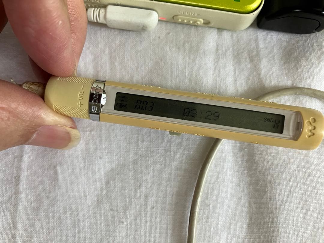 SONY ウォークマン グリーンMz-e630