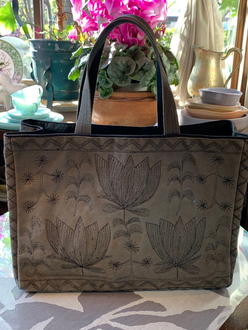 イッセイミヤケ　タマシャ　バック　難あり　 形的には使用感を感じない位の美品です