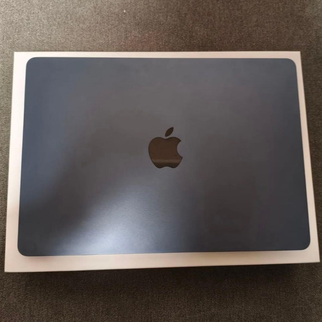 MacBook Air M4 16GB 256GB ミッドナイト 充電