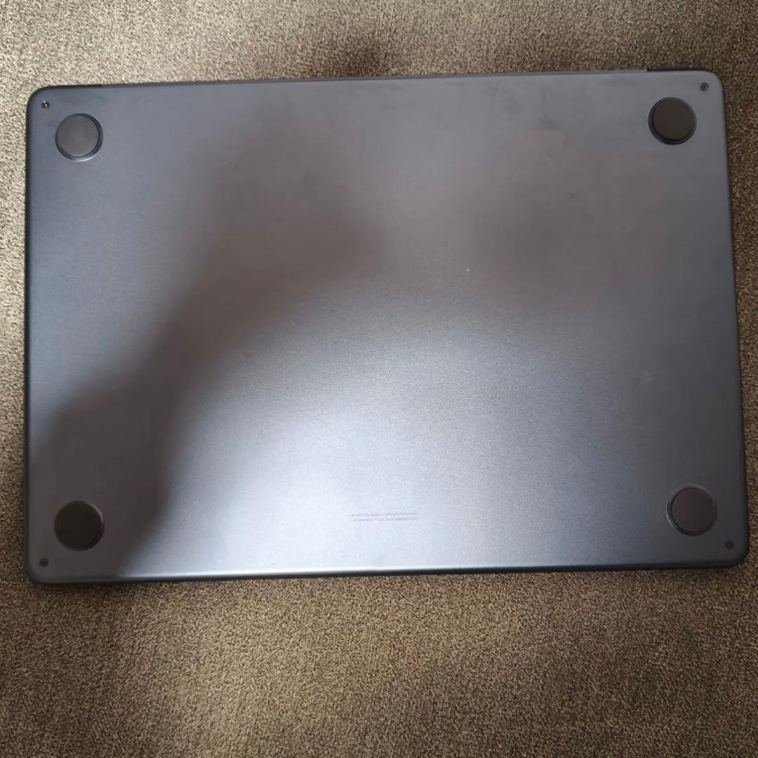 MacBook Air M4 16GB 256GB ミッドナイト 充電