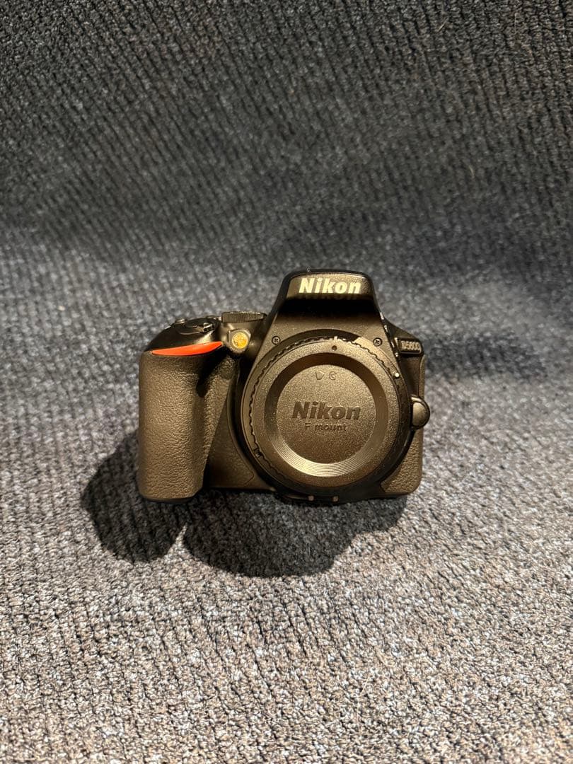 Nikon D5600 ダブルズームキット＋レンズ1本