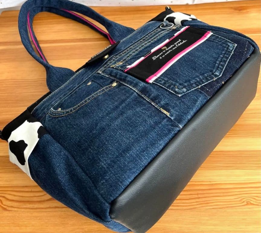 大きめデニムリメイクバッグ（LL）No.960☆トートバッグ　マザーズバッグ