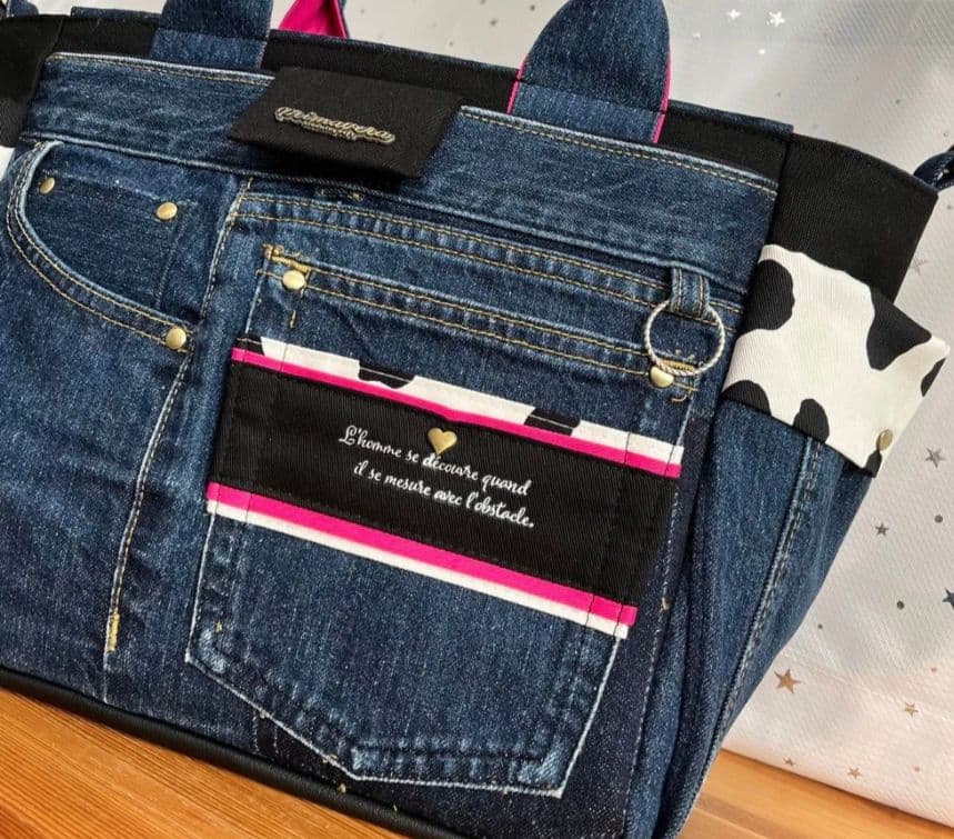 大きめデニムリメイクバッグ（LL）No.960☆トートバッグ　マザーズバッグ