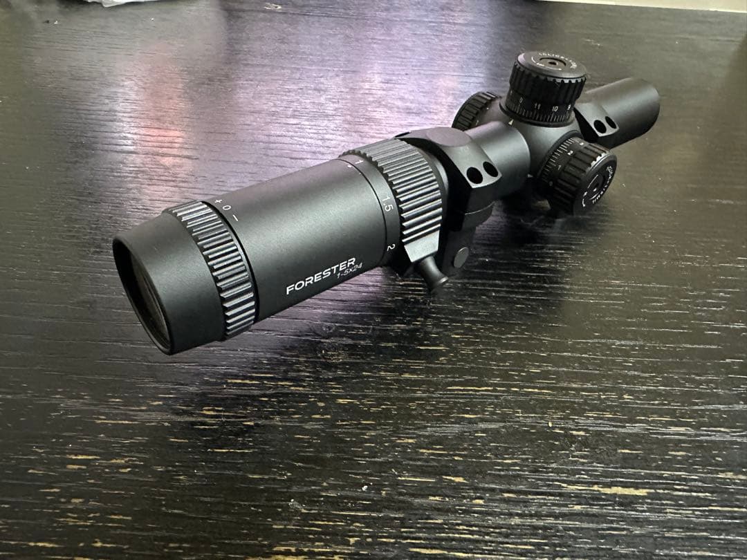 トイガン Vector Optics Forester 1-5x24 Fiber