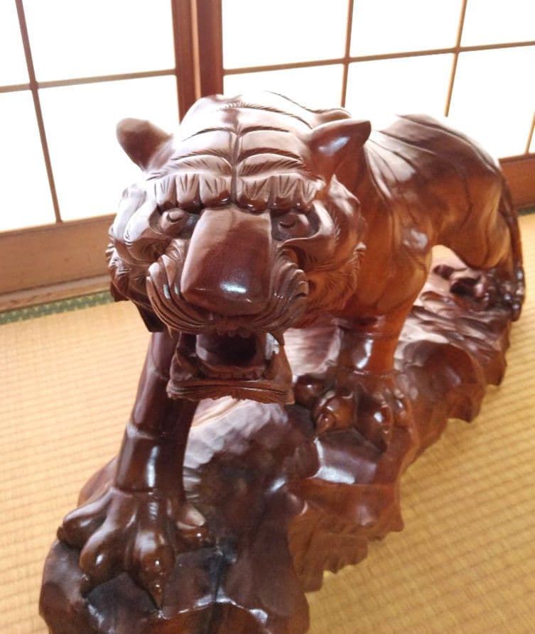 ヴィンテージ 昭和レトロ 置物 木彫り 一刀彫 虎 大型 和室 店舗 縁起物