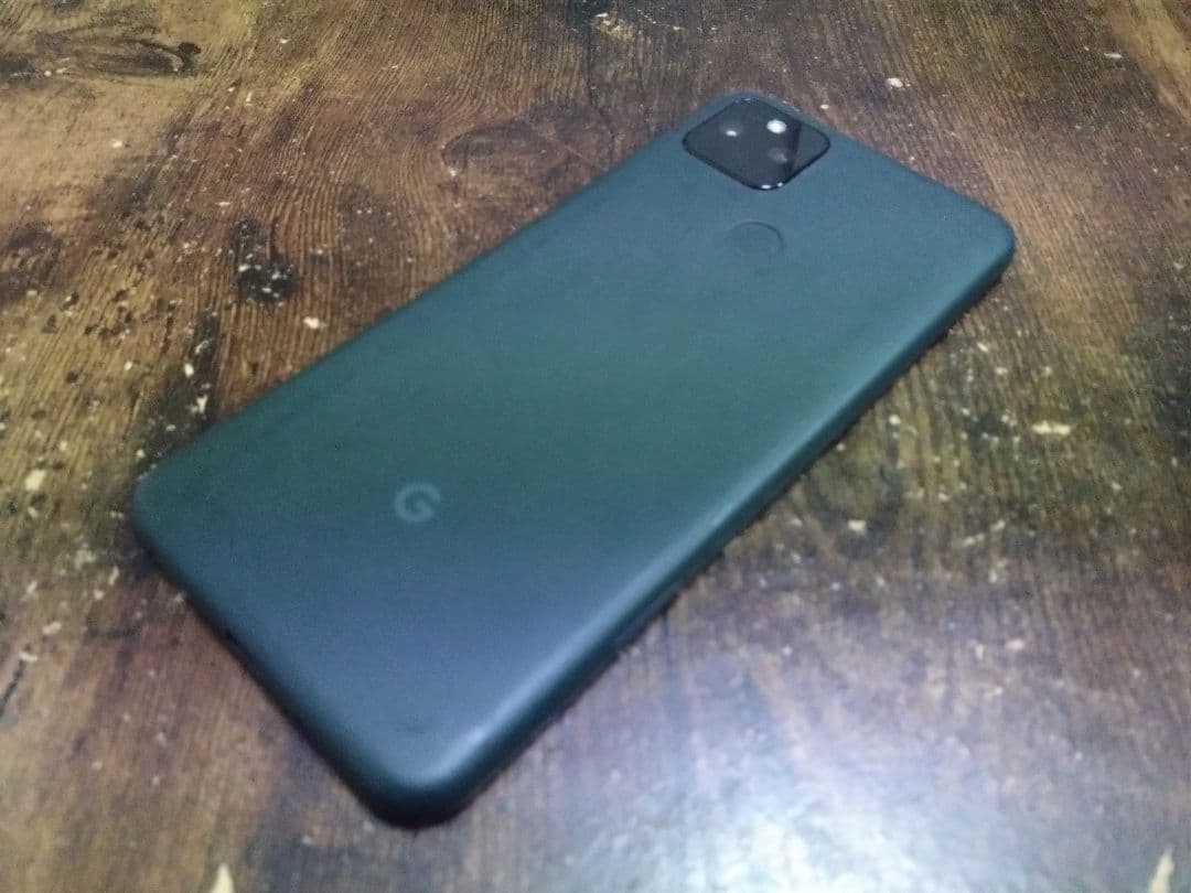 スマホ　本体　Google Pixel 5a ブラック